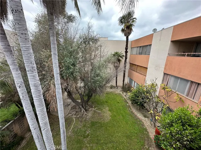 10400 Downey Avenue 307, Downey, California 90241