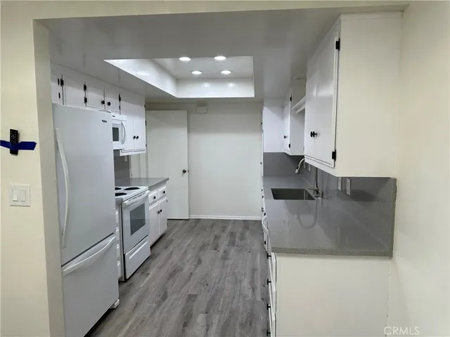 10400 Downey Avenue 307, Downey, California 90241