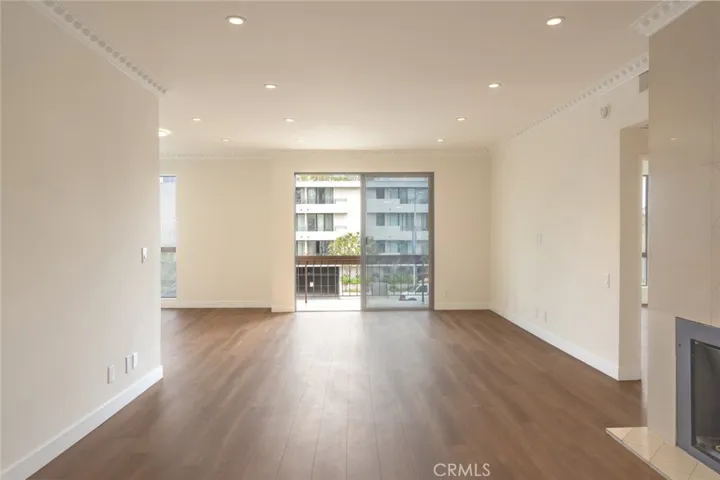 2175 S Beverly Glen Boulevard 311, Los Angeles, California 90025