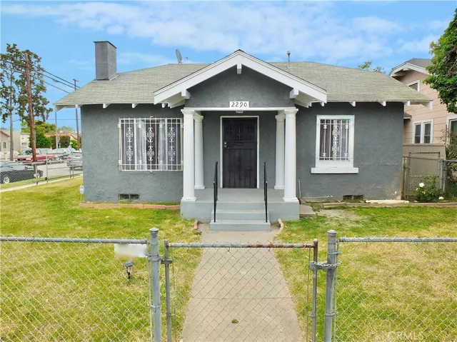 2290 Pasadena Avenue, Long Beach, California 90806
