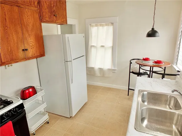 2290 Pasadena Avenue, Long Beach, California 90806
