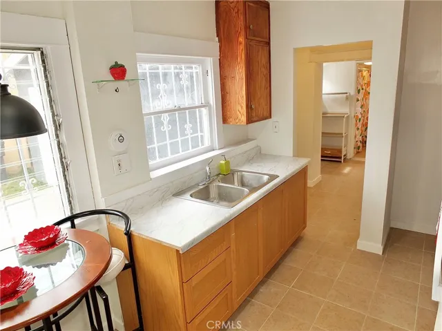 2290 Pasadena Avenue, Long Beach, California 90806