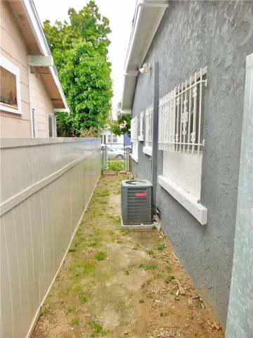 2290 Pasadena Avenue, Long Beach, California 90806