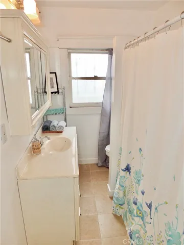 2290 Pasadena Avenue, Long Beach, California 90806