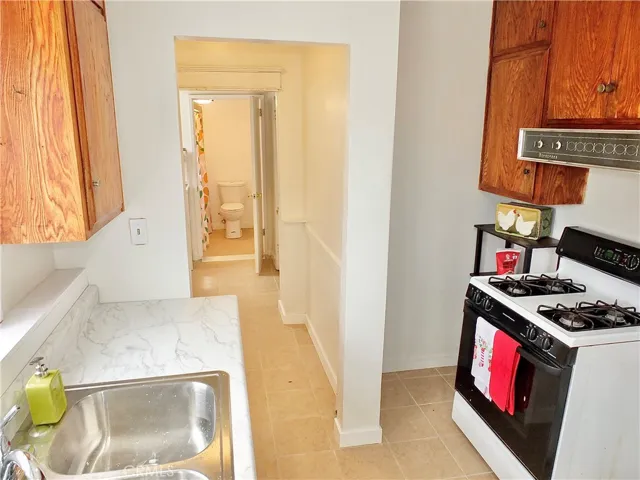 2290 Pasadena Avenue, Long Beach, California 90806