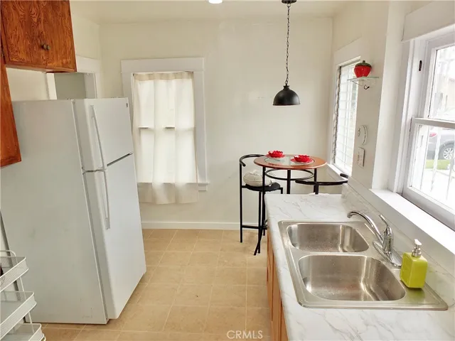 2290 Pasadena Avenue, Long Beach, California 90806