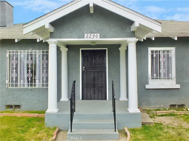 2290 Pasadena Avenue, Long Beach, California 90806