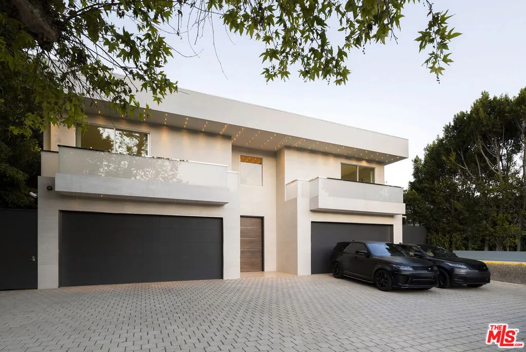 2620 Wallingford Drive, Beverly Hills, California 90210, 8 Bedrooms Bedrooms, ,12 BathroomsBathrooms,Residential Lease,For Rent,Wallingford,24385083