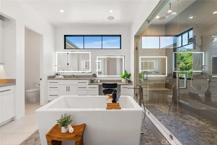 19892 Summit Trail Road, Trabuco Canyon, California 92679