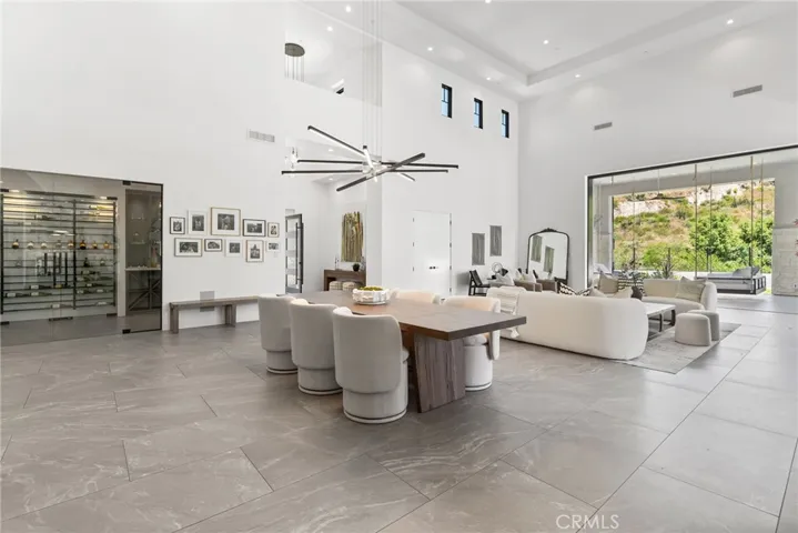 19892 Summit Trail Road, Trabuco Canyon, California 92679