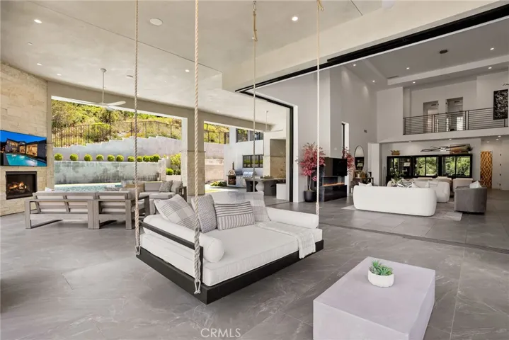 19892 Summit Trail Road, Trabuco Canyon, California 92679