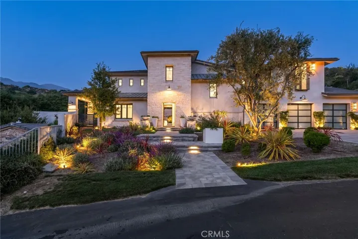 19892 Summit Trail Road, Trabuco Canyon, California 92679