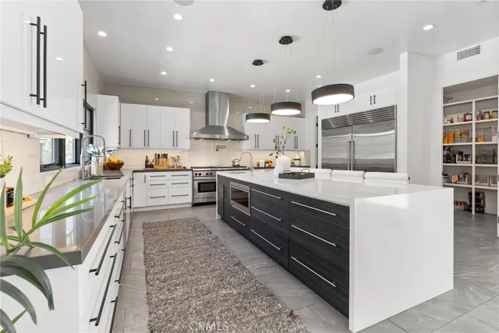 19892 Summit Trail Road, Trabuco Canyon, California 92679
