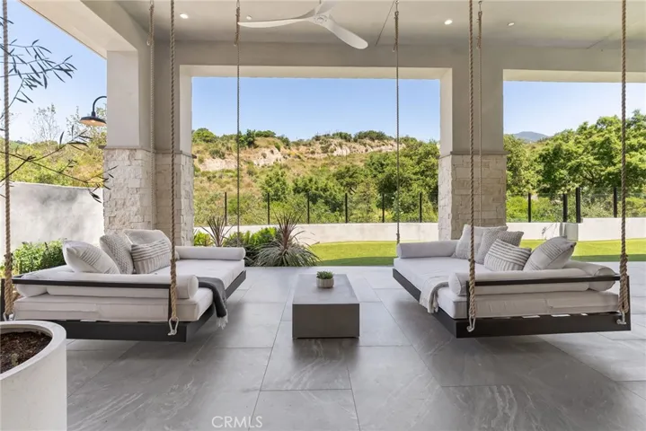 19892 Summit Trail Road, Trabuco Canyon, California 92679