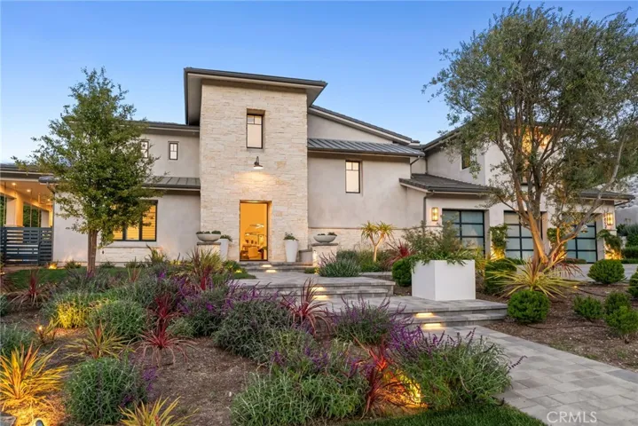 19892 Summit Trail Road, Trabuco Canyon, California 92679