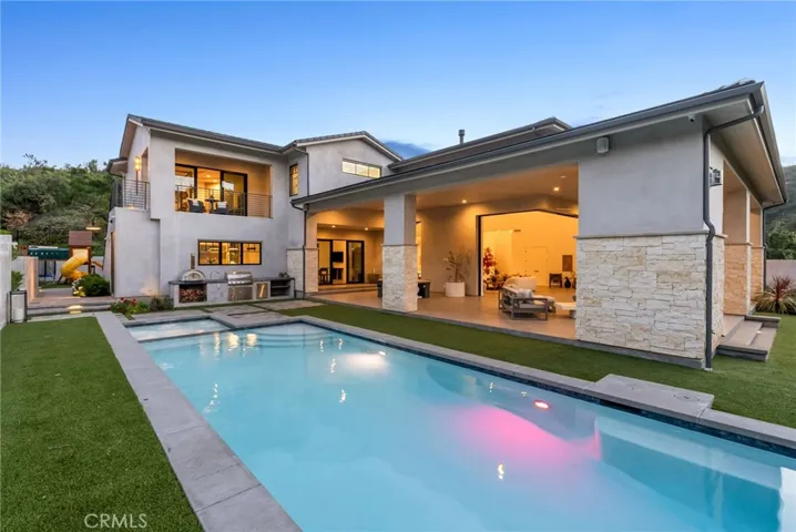 19892 Summit Trail Road, Trabuco Canyon, California 92679