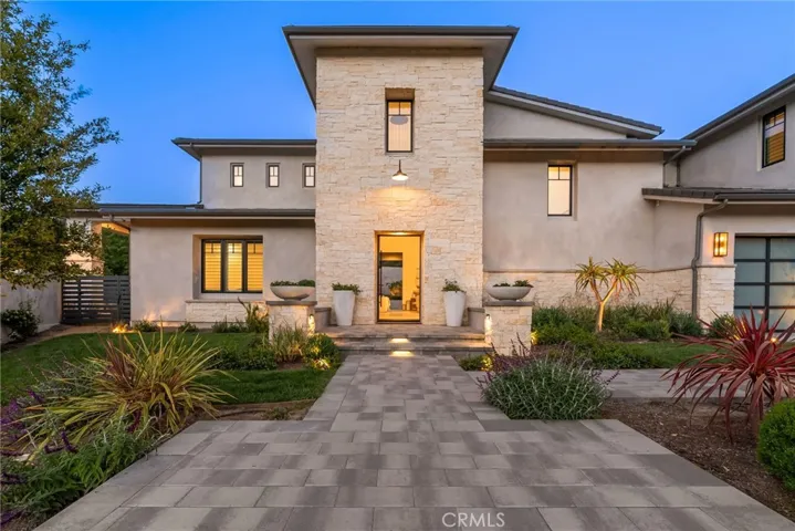 19892 Summit Trail Road, Trabuco Canyon, California 92679