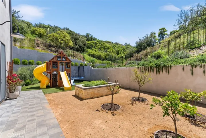 19892 Summit Trail Road, Trabuco Canyon, California 92679