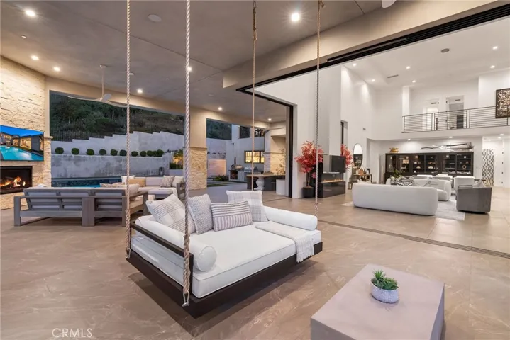 19892 Summit Trail Road, Trabuco Canyon, California 92679