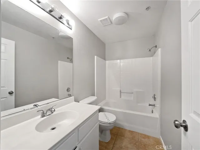 39690 Columbia Union Drive B, Murrieta, California 92563