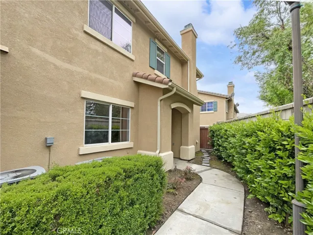39690 Columbia Union Drive B, Murrieta, California 92563