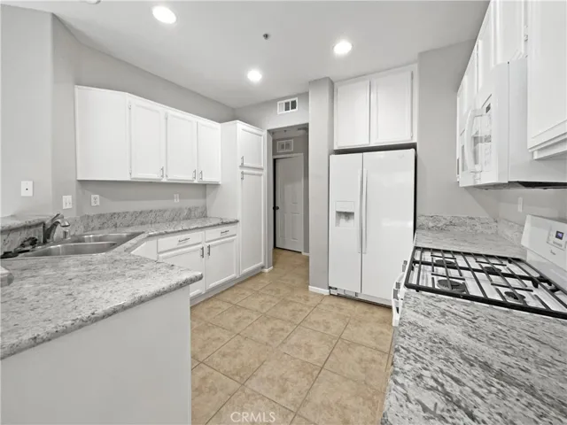 39690 Columbia Union Drive B, Murrieta, California 92563