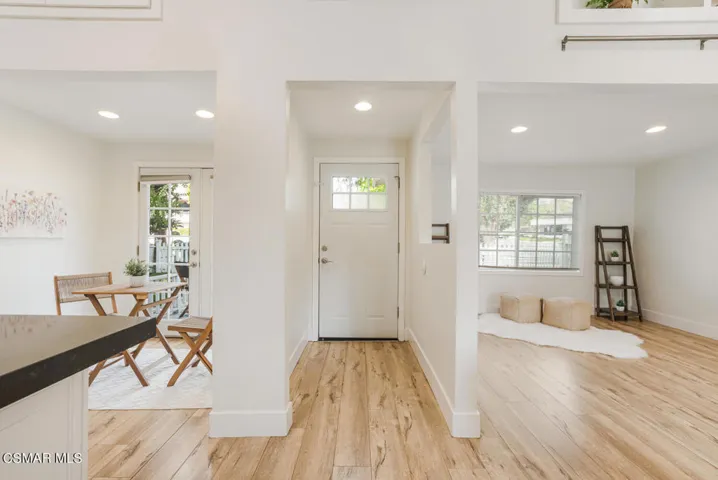2884 Crescent Way Thousand-large-008-008