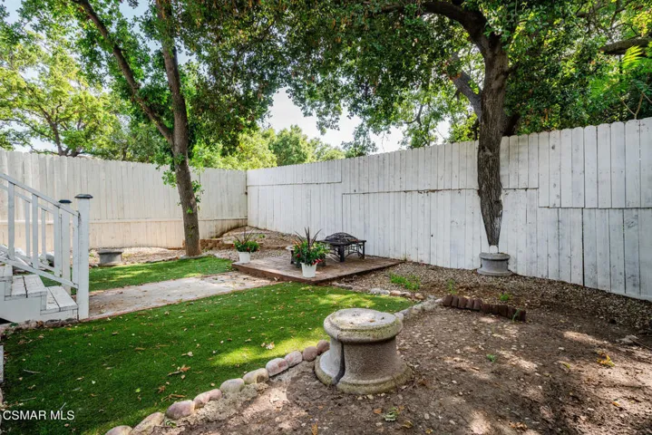 2884 Crescent Way Thousand-large-034-007