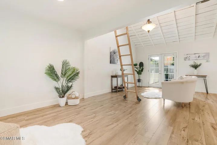 2884 Crescent Way Thousand-large-015-014