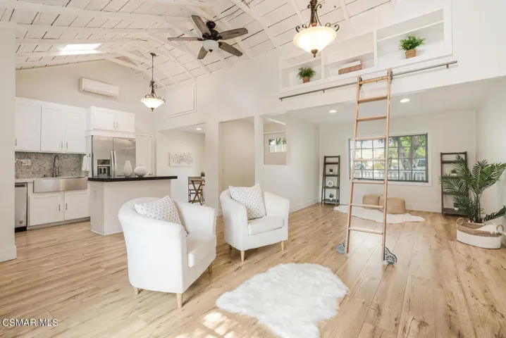 2884 Crescent Way Thousand-large-017-010