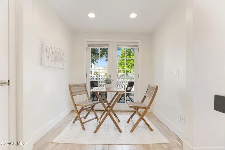 2884 Crescent Way Thousand-large-023-011