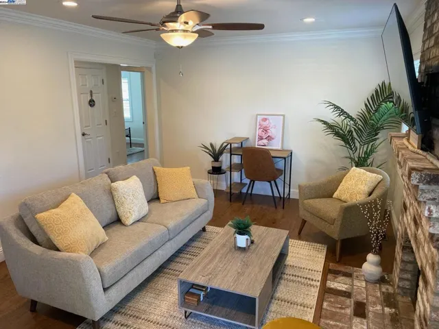 20527 Wisteria St, Castro Valley, California 94546