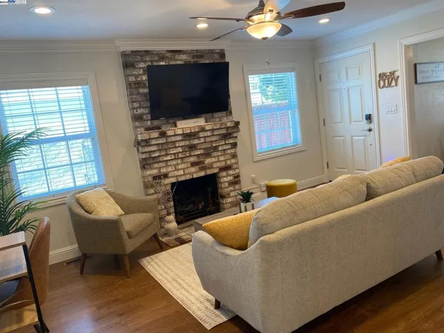 20527 Wisteria St, Castro Valley, California 94546