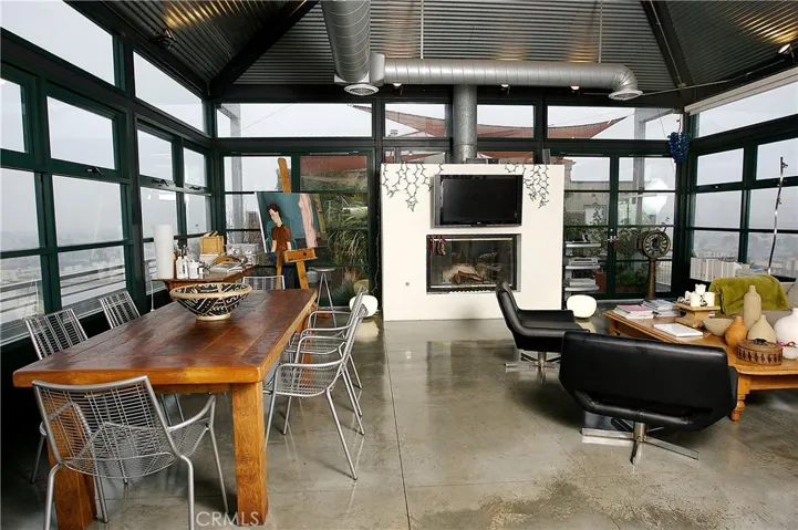 100 W 5th Street 9a, Long Beach, California 90802