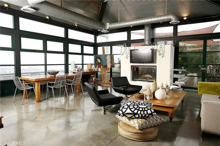 100 W 5th Street 9a, Long Beach, California 90802
