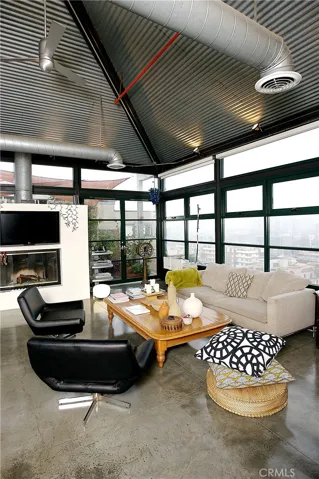 100 W 5th Street 9a, Long Beach, California 90802