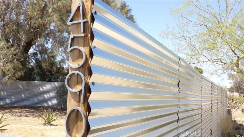 4590 Avenida Del Sol, Joshua Tree, California 92252