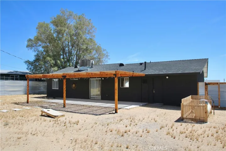 4590 Avenida Del Sol, Joshua Tree, California 92252