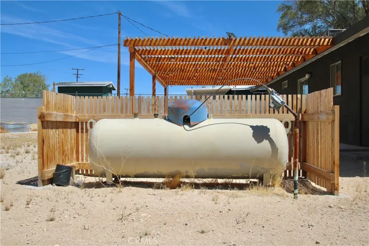 4590 Avenida Del Sol, Joshua Tree, California 92252