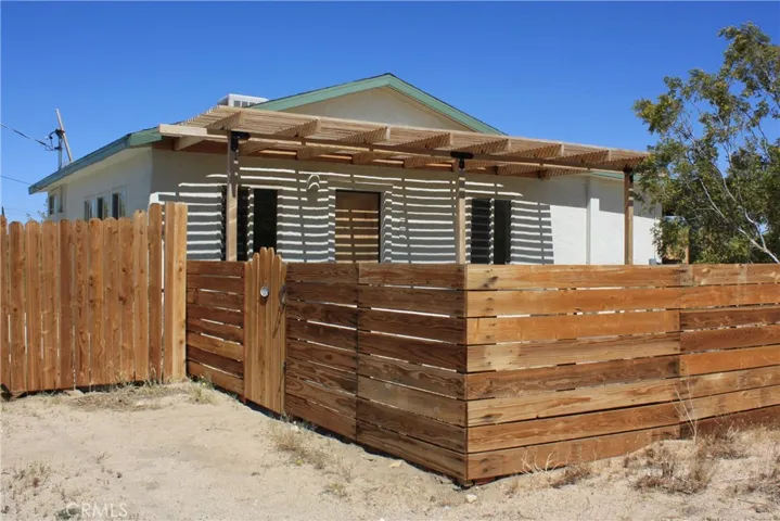 6735 Easterly Drive, Joshua Tree, California 92252