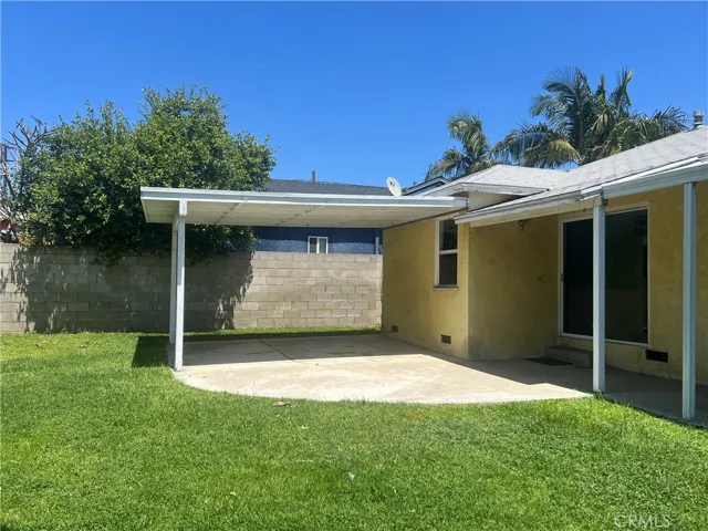 Covered Patio.