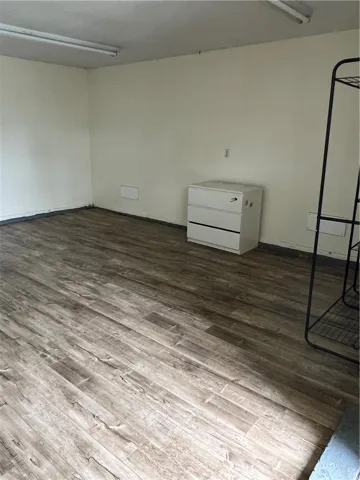 Garage.
