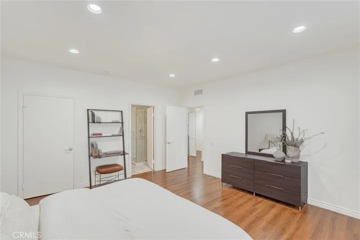 5540 Sylmar Avenue 5, Sherman Oaks, California 91401