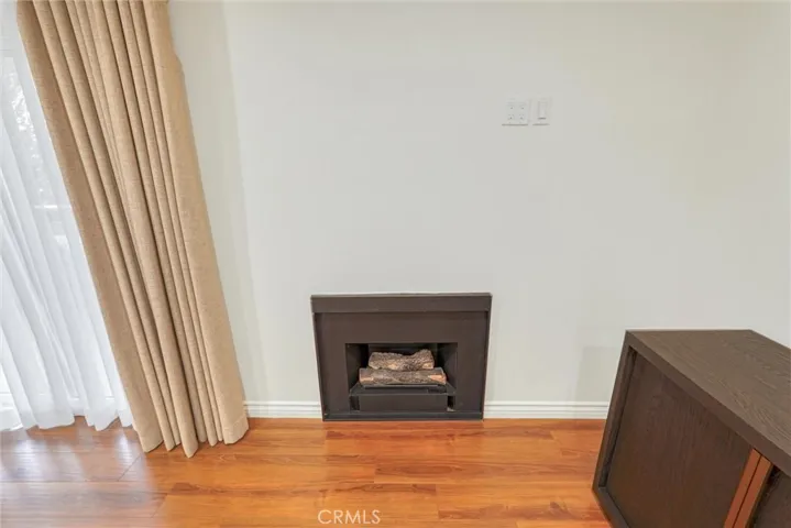 5540 Sylmar Avenue 5, Sherman Oaks, California 91401