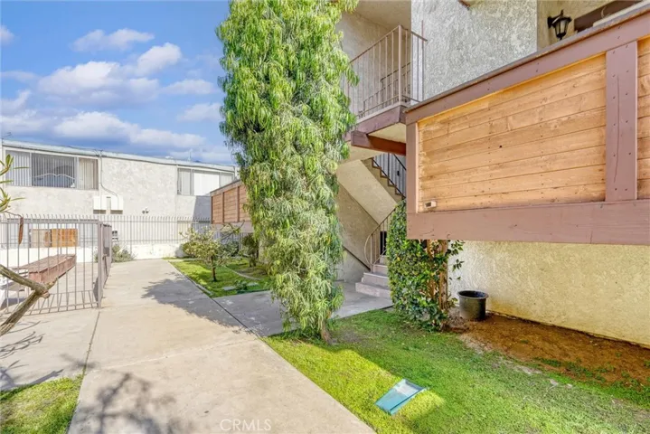 5540 Sylmar Avenue 5, Sherman Oaks, California 91401