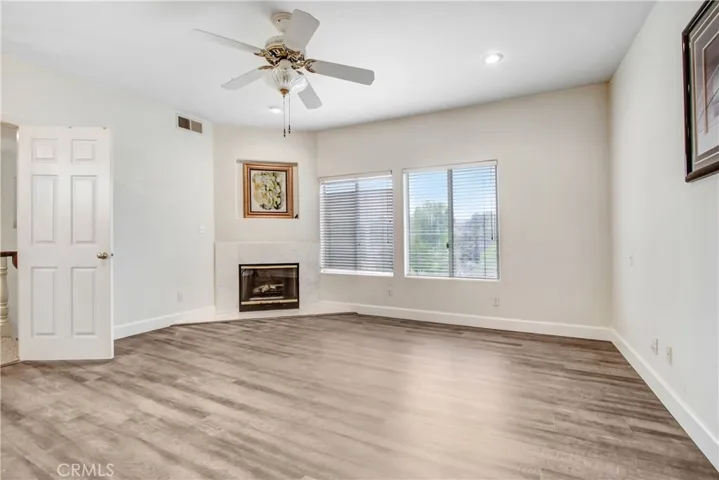 23780 Clarendon Street, Woodland Hills, California 91367