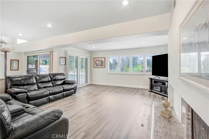 23780 Clarendon Street, Woodland Hills, California 91367