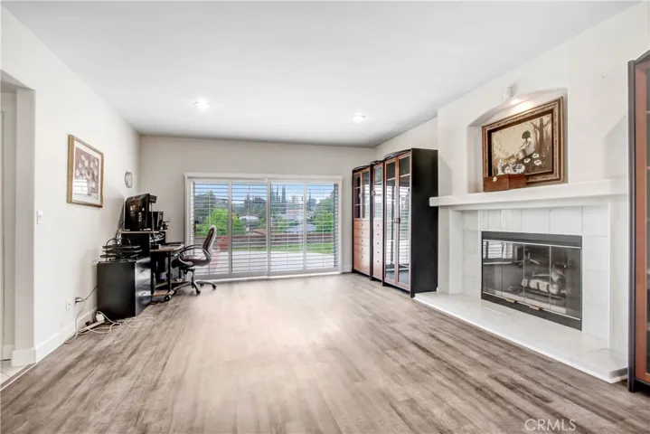 23780 Clarendon Street, Woodland Hills, California 91367