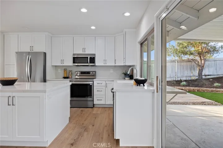 12695 Camino Vuelo, San Diego, California 92128