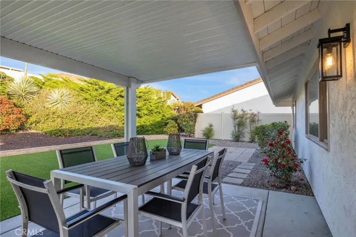 12695 Camino Vuelo, San Diego, California 92128